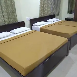 Lodge Royal Suvarna Comforts, Mysore